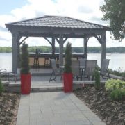 Gazebo / Pergola / Spa Shelter

Dura-tech offers gazebos made of red cedar, whether to install a spa, and outdoor lounge of a dining area, we will create the atmosphere you are looking for.